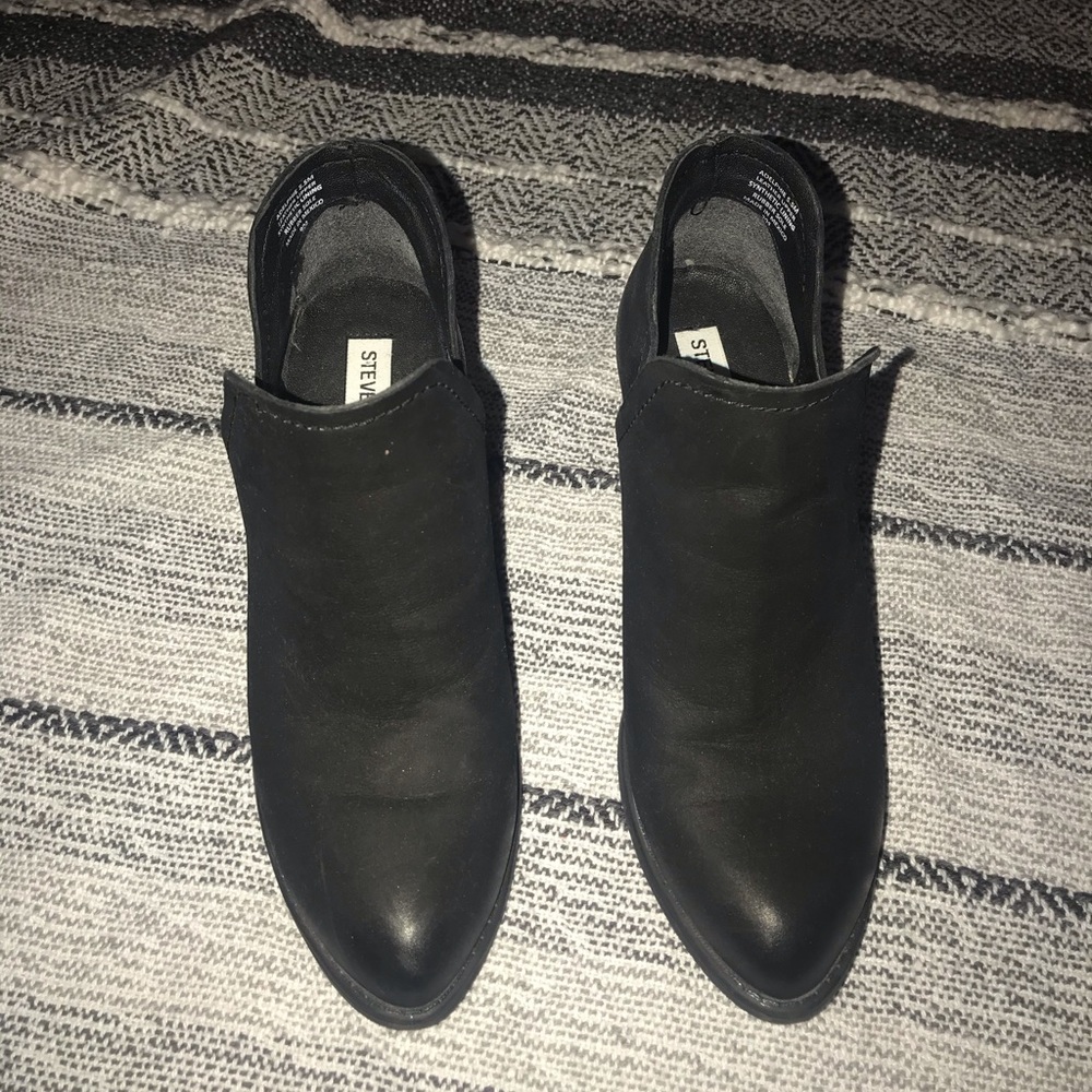 Steve Madden Austin Booties